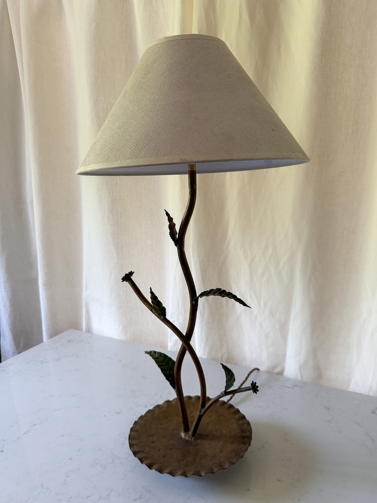 Mid Century Spanish Hollywood Regency Gilded Toleware Table Lamp