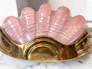 A Single Art Deco Pink Glass Clam Shell Wall Sconce