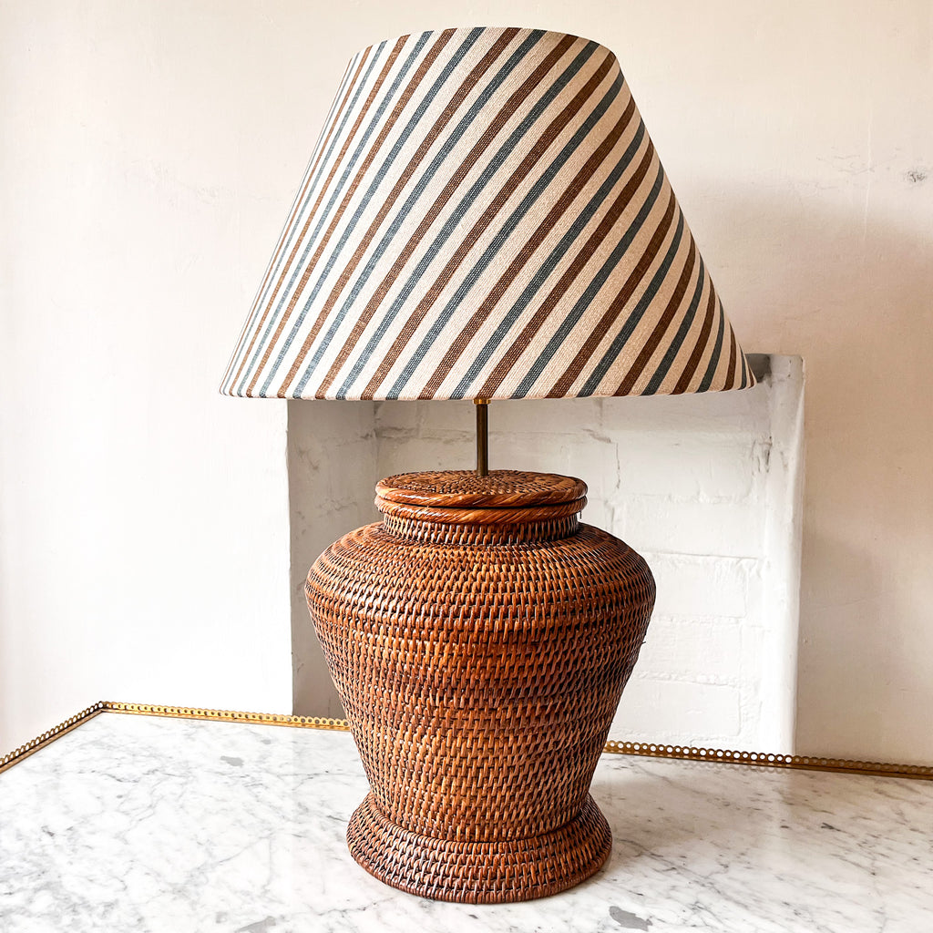 French Vintage Wicker Table Lamp
