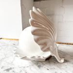 Load image into Gallery viewer, Vintage Shell Shaped Ceramic Light
