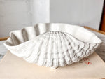 Load image into Gallery viewer, Vintage Ceramic Clam Shell Bowl
