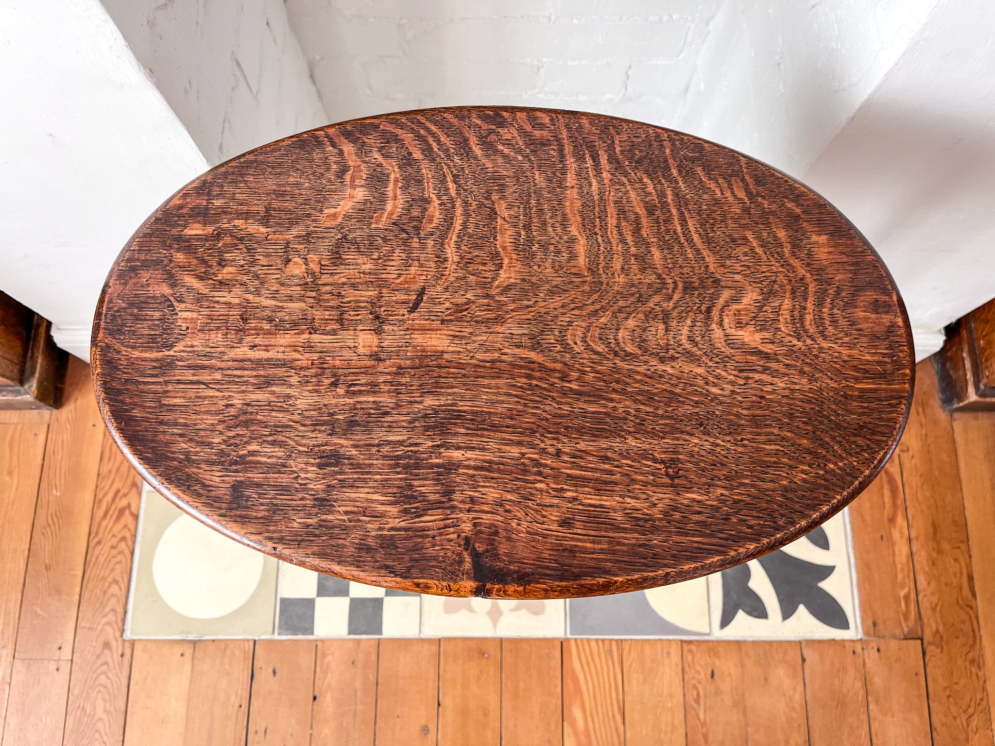 Antique Oval Bobbin Side Table