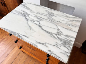 Early 20th Century Marble Top Birch Veneer Swedish Dresser Encrusted With Mother Of Pearl