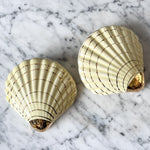 Load image into Gallery viewer, Pair Of Vintage Ceramic Gilt Shell Wall Pockets
